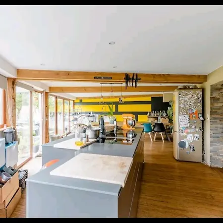 Gee Is Sharing * 列日