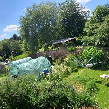 Gee Is Sharing 民宿 列日