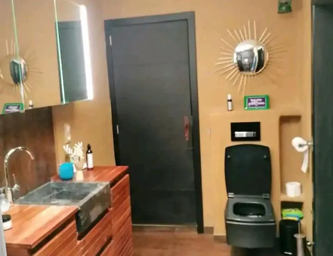 Gee Is Sharing Homestay Liege