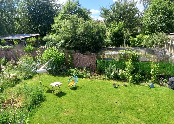 Gee Is Sharing Liege